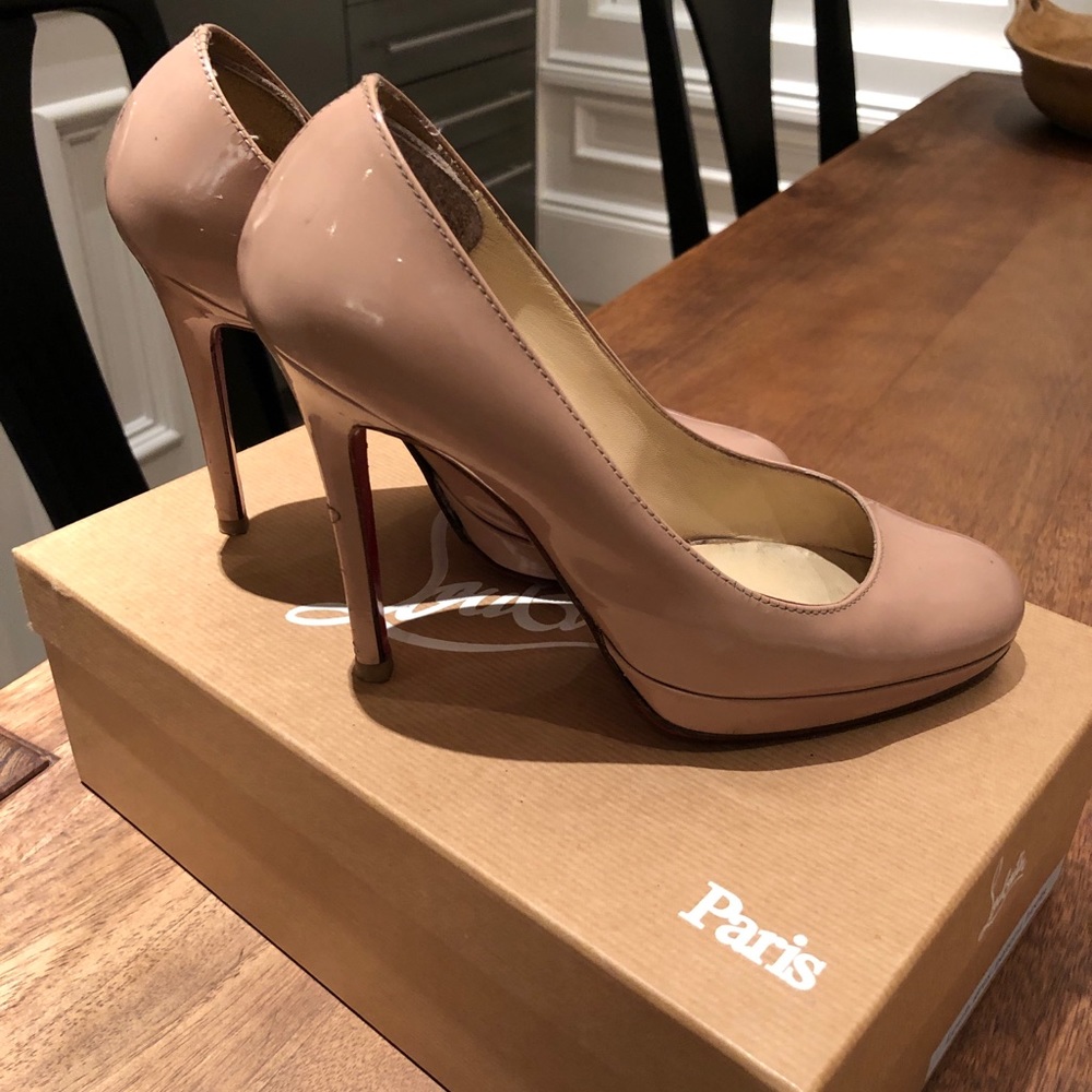 Louboutin beige patent pumps